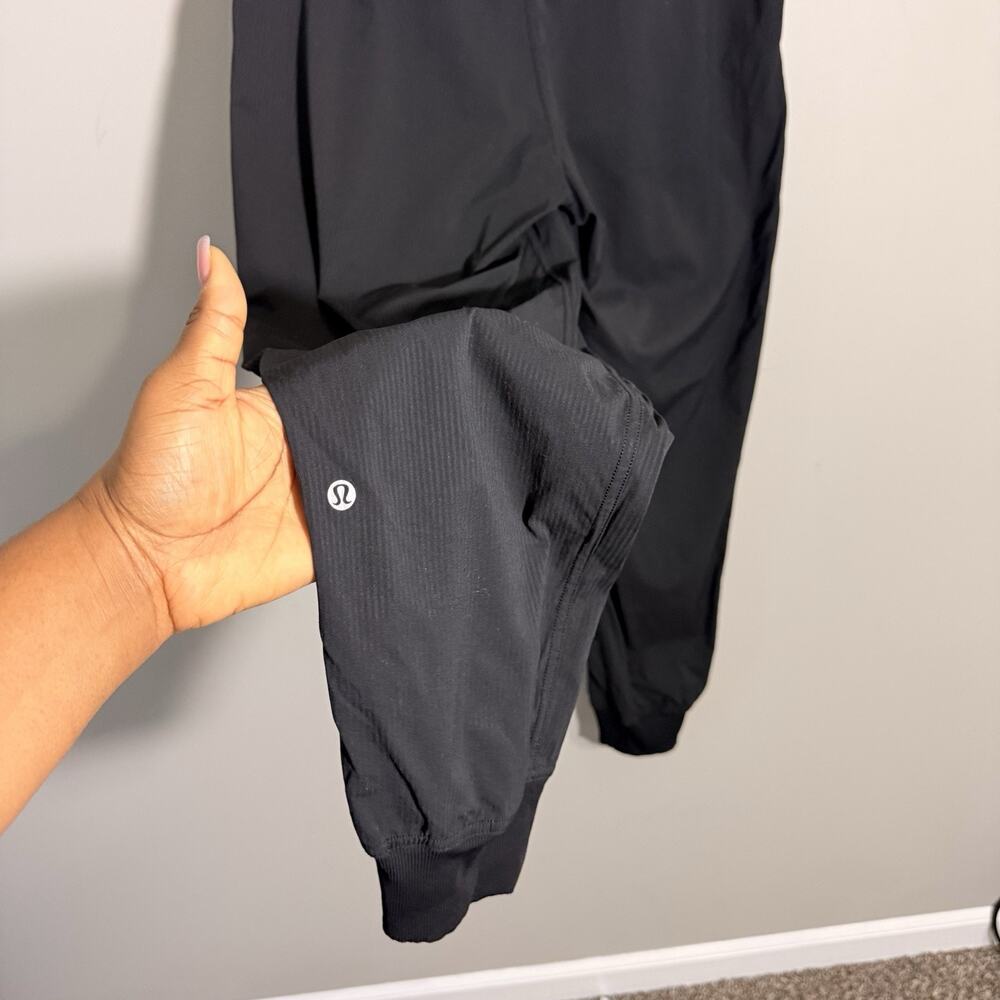 Lululemon Dance Studio Jogger Size 6 Athleisure Black Pants Pockets - Picture 3 of 5